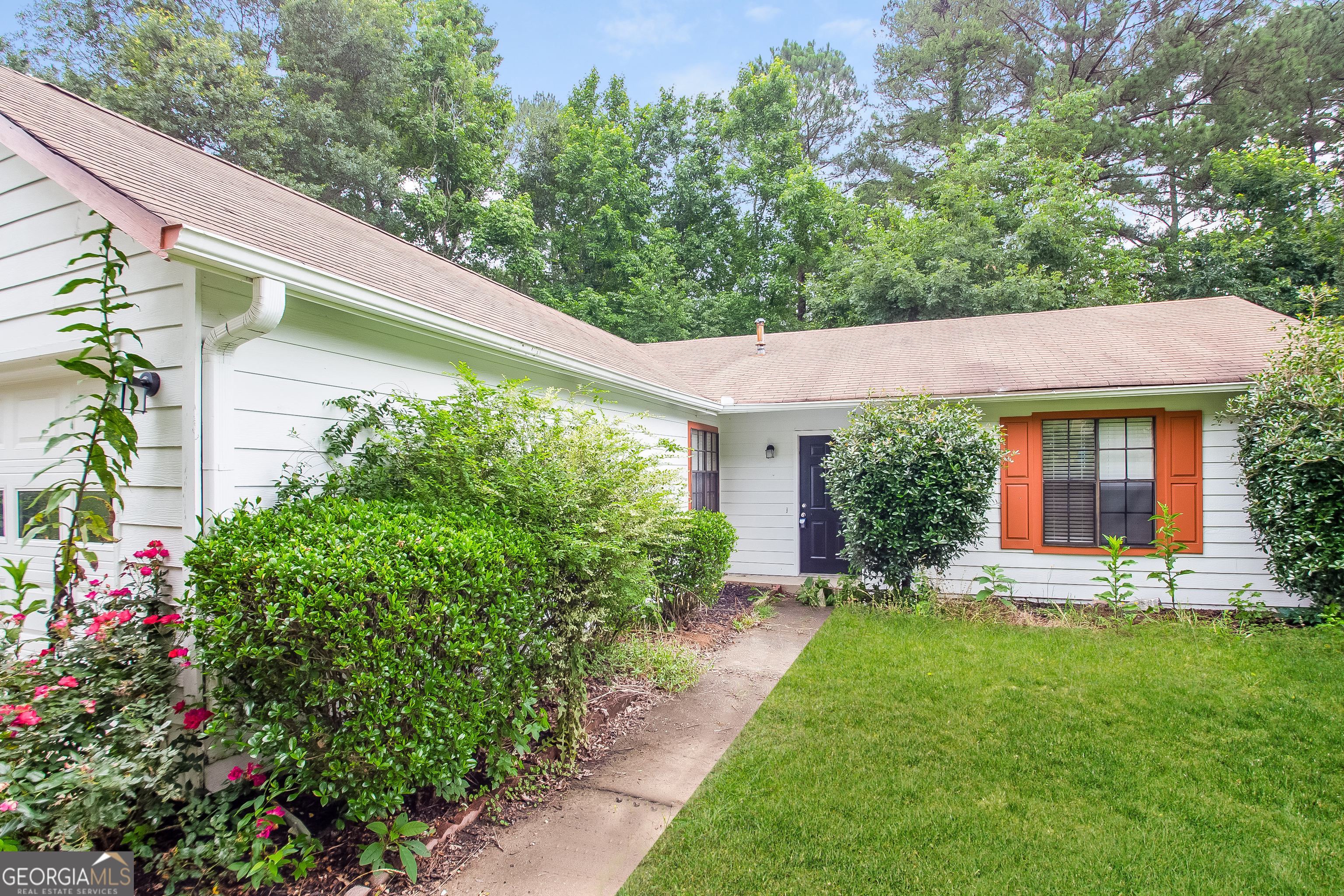 2594 Laurel View Drive Property Photo