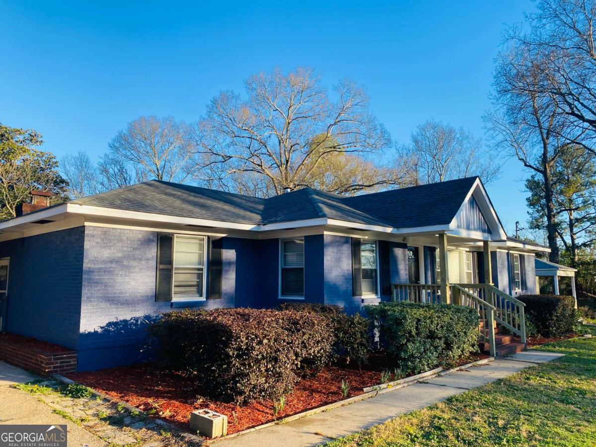 5866 Morningside Drive Property Photo