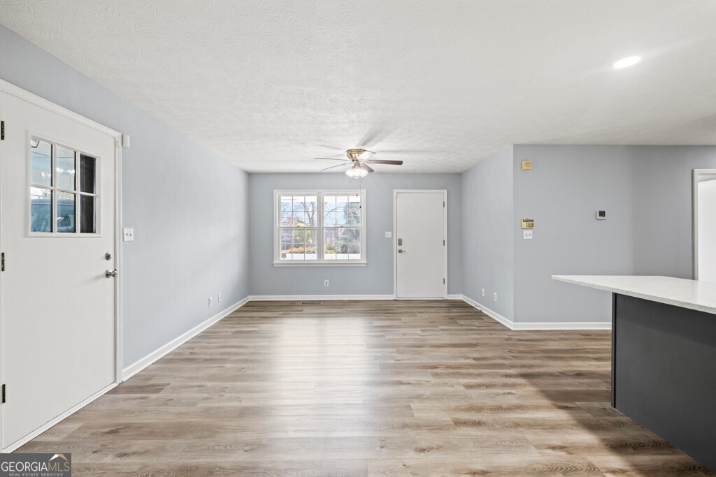 202 E 5th Avenue Property Photo 8