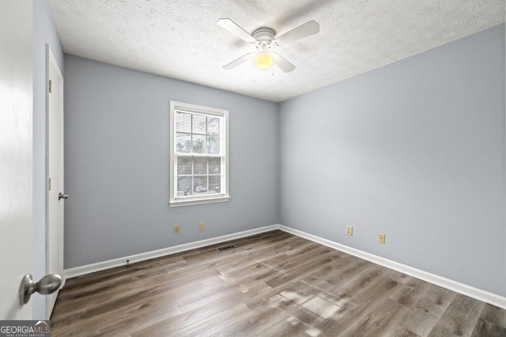 202 E 5th Avenue Property Photo 15