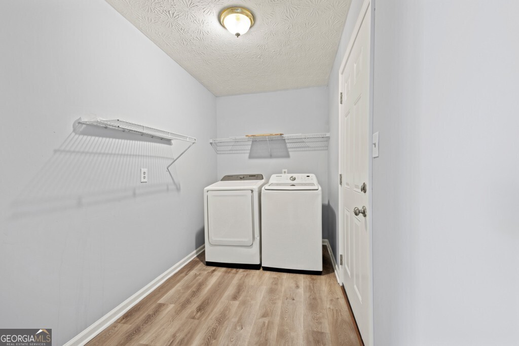 202 E 5th Avenue Property Photo 25