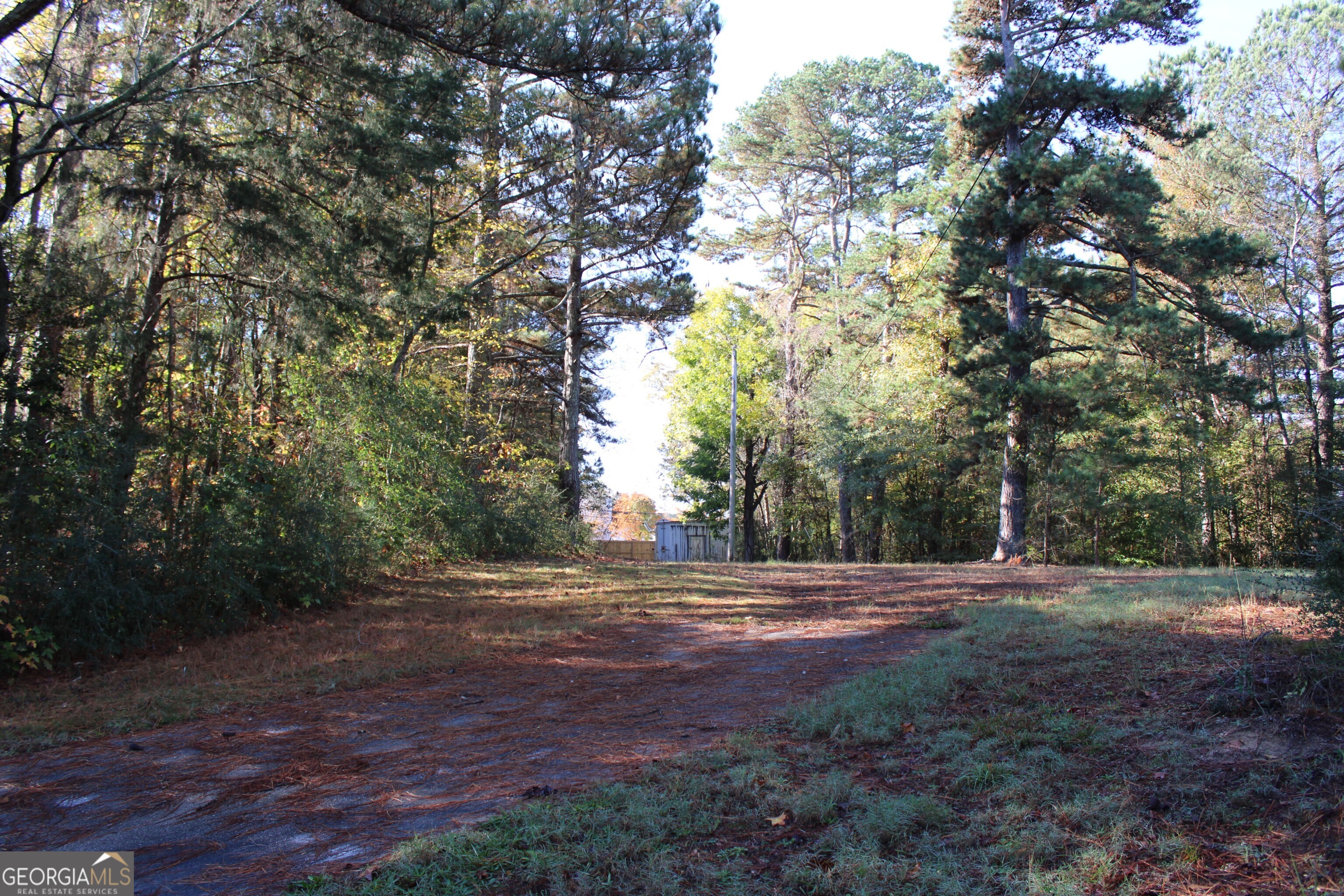 1372 Auburn Road Property Photo 8