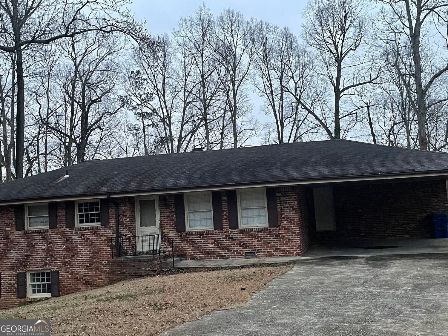 5690 Deerfield Court Property Photo 1