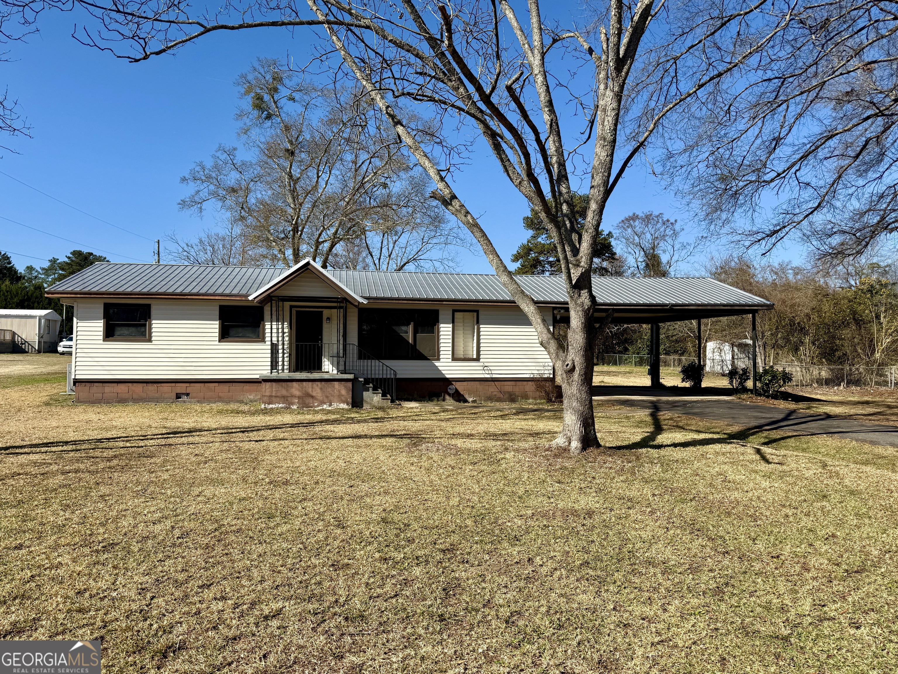 546 Peach Road Property Photo