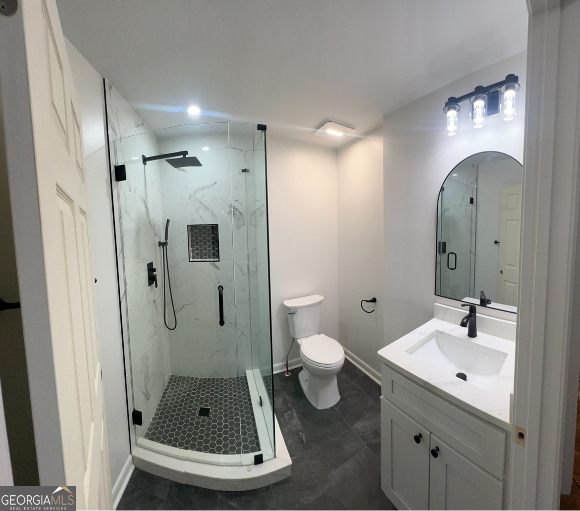 1027 Goza Road Property Photo 10