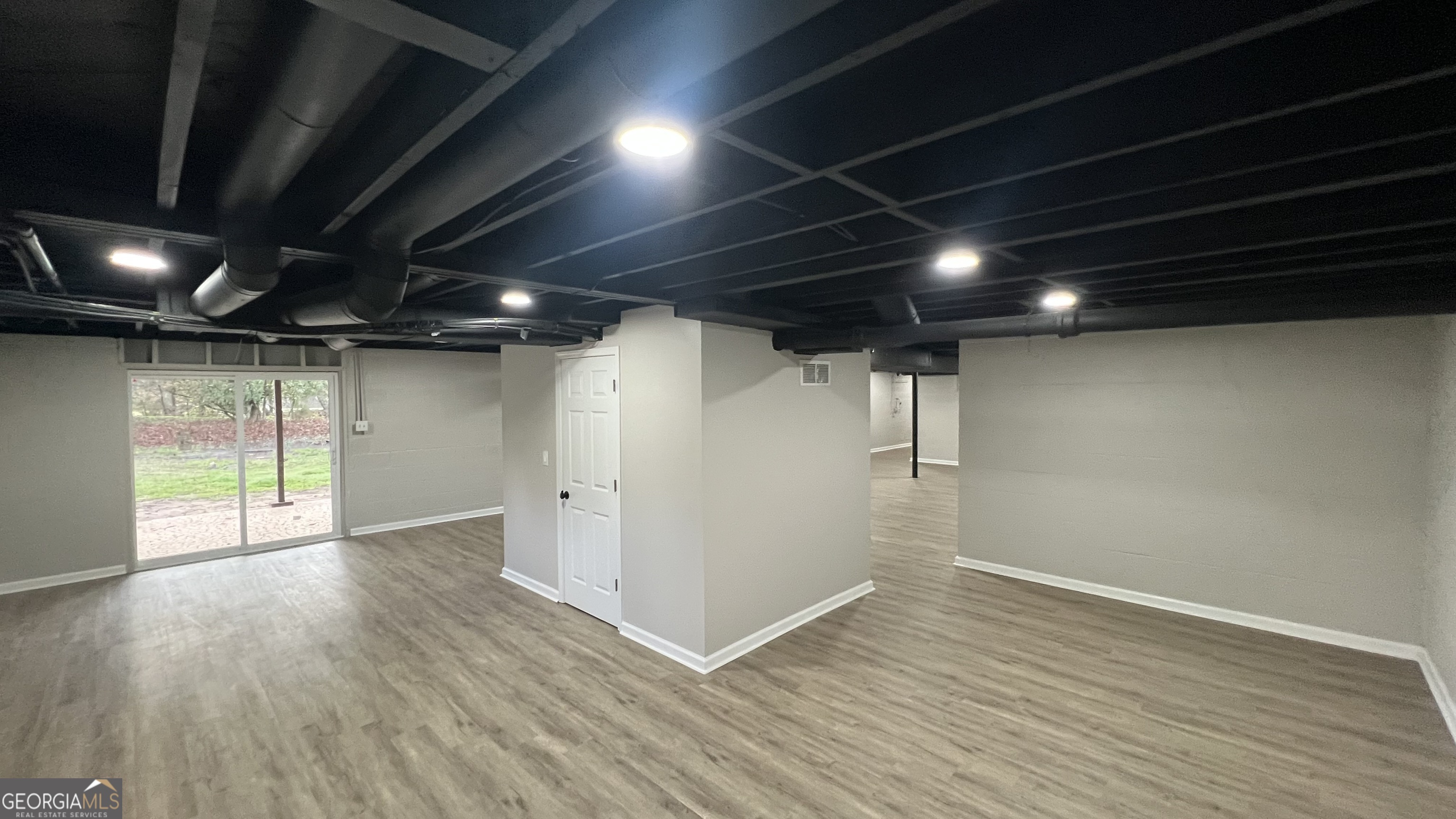 1027 Goza Road Property Photo 12