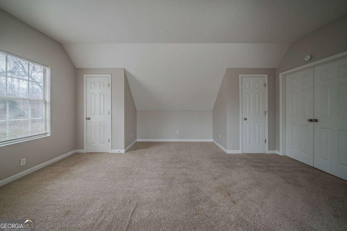 6112 Shadow Rock Lane Property Photo 10