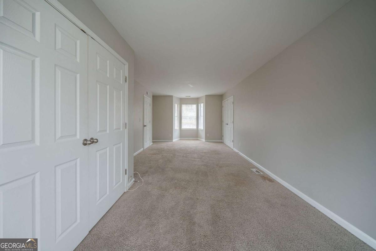 6112 Shadow Rock Lane Property Photo 17