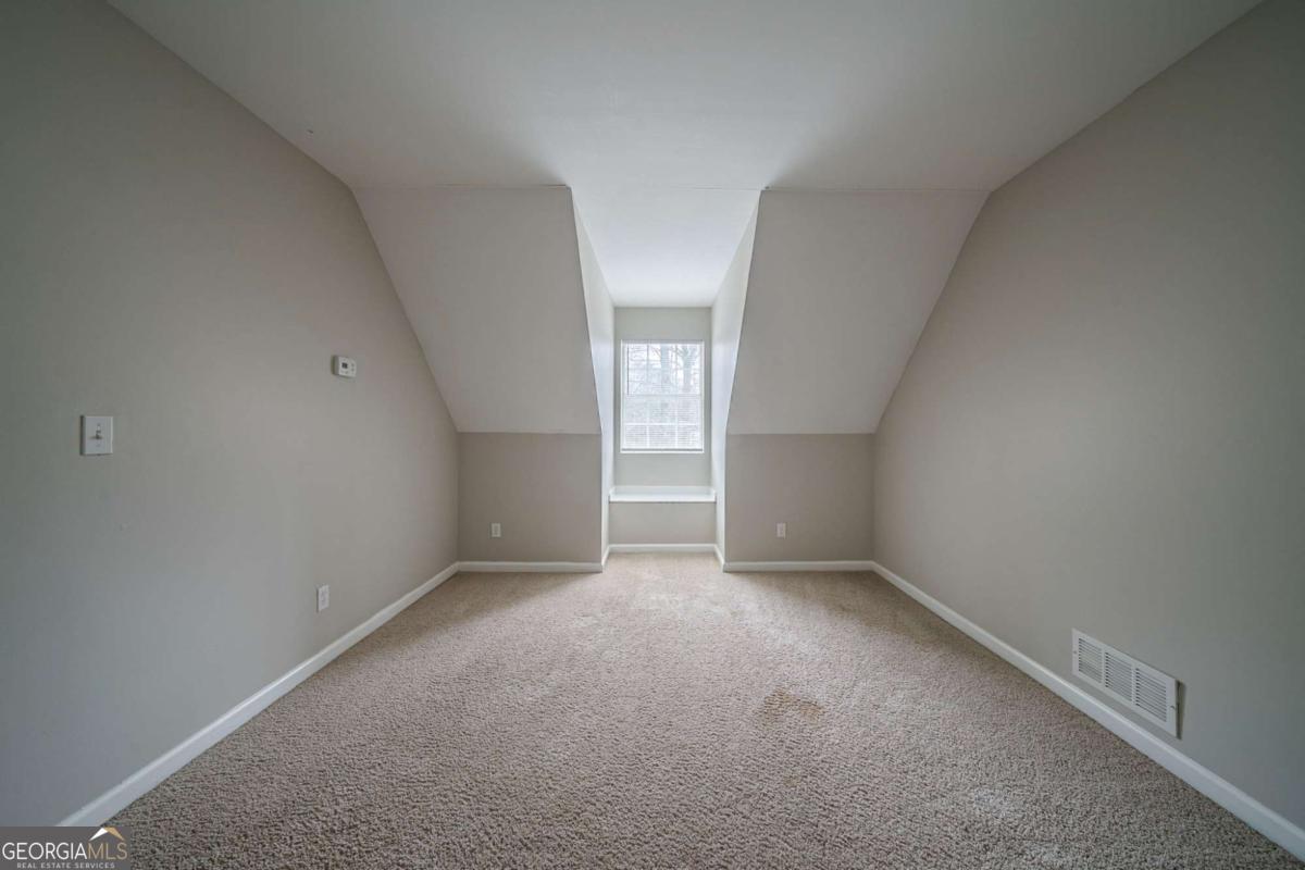 6112 Shadow Rock Lane Property Photo 18