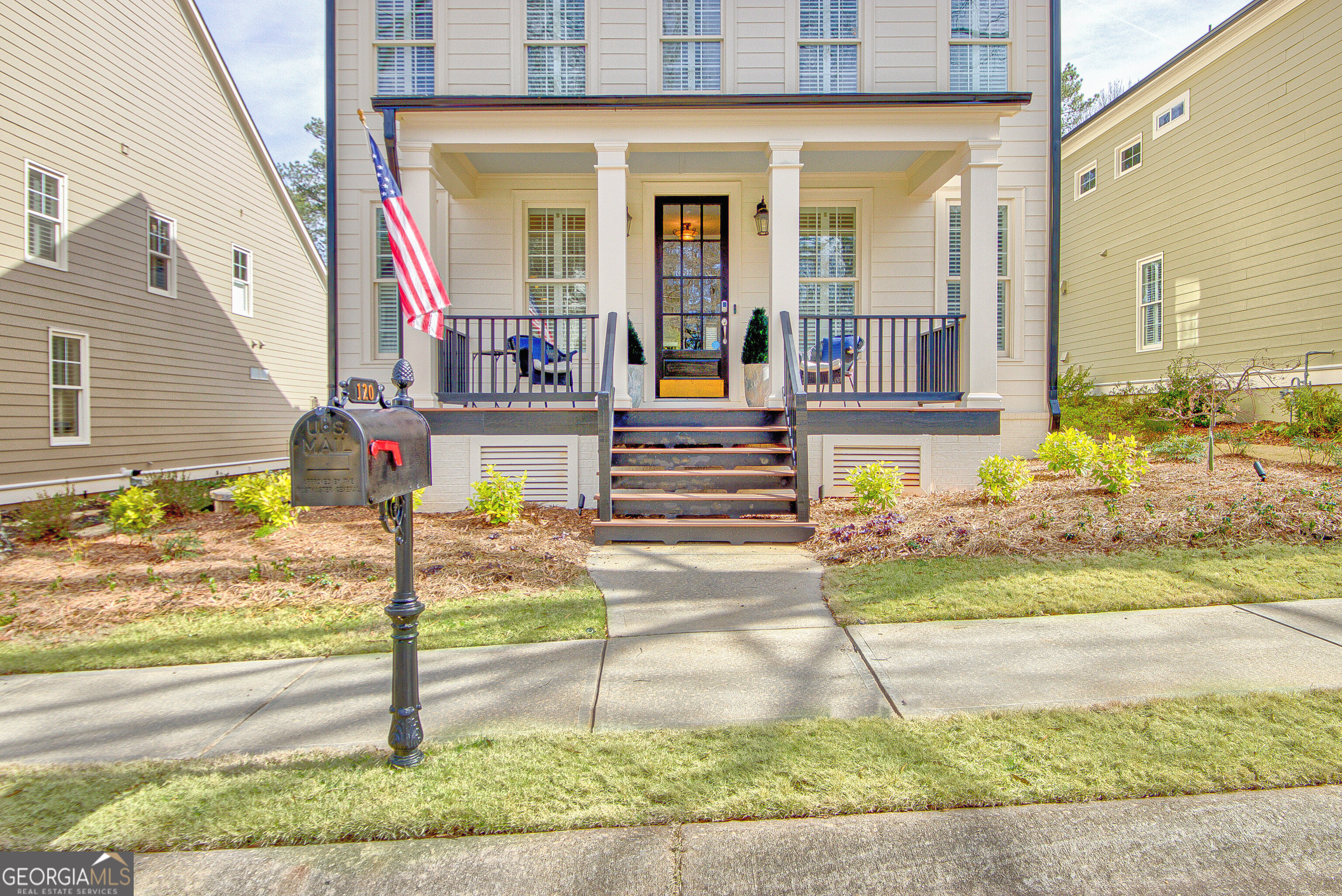 120 Middleton Drive Property Photo 3
