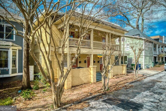 345 Loomis Avenue Property Photo 1
