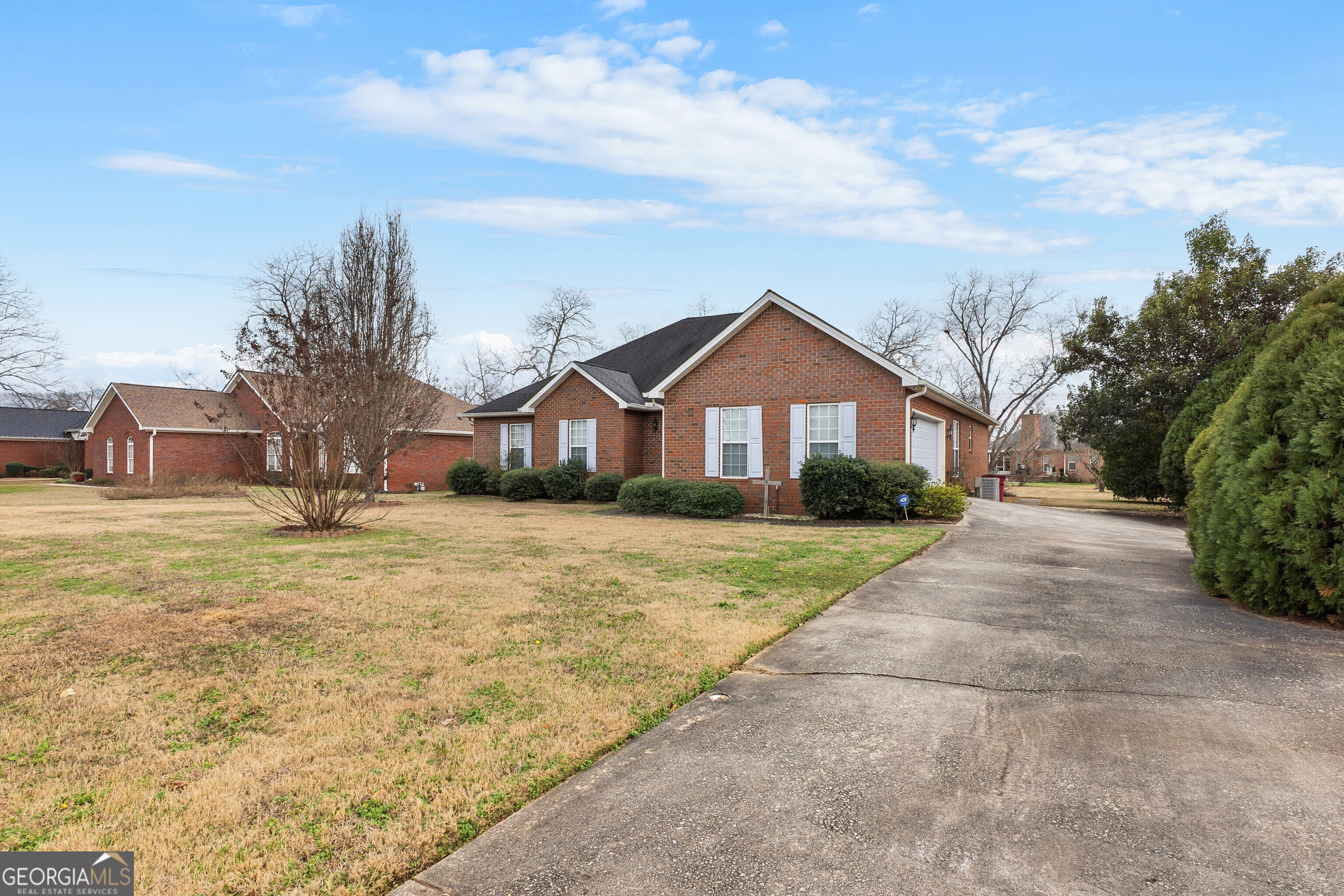 436 Joseph Chandler Drive Property Photo 4