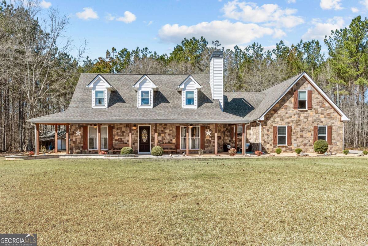 212 Lakeview Drive Property Photo