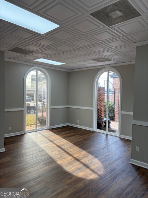 208 Smith Street Property Photo 2