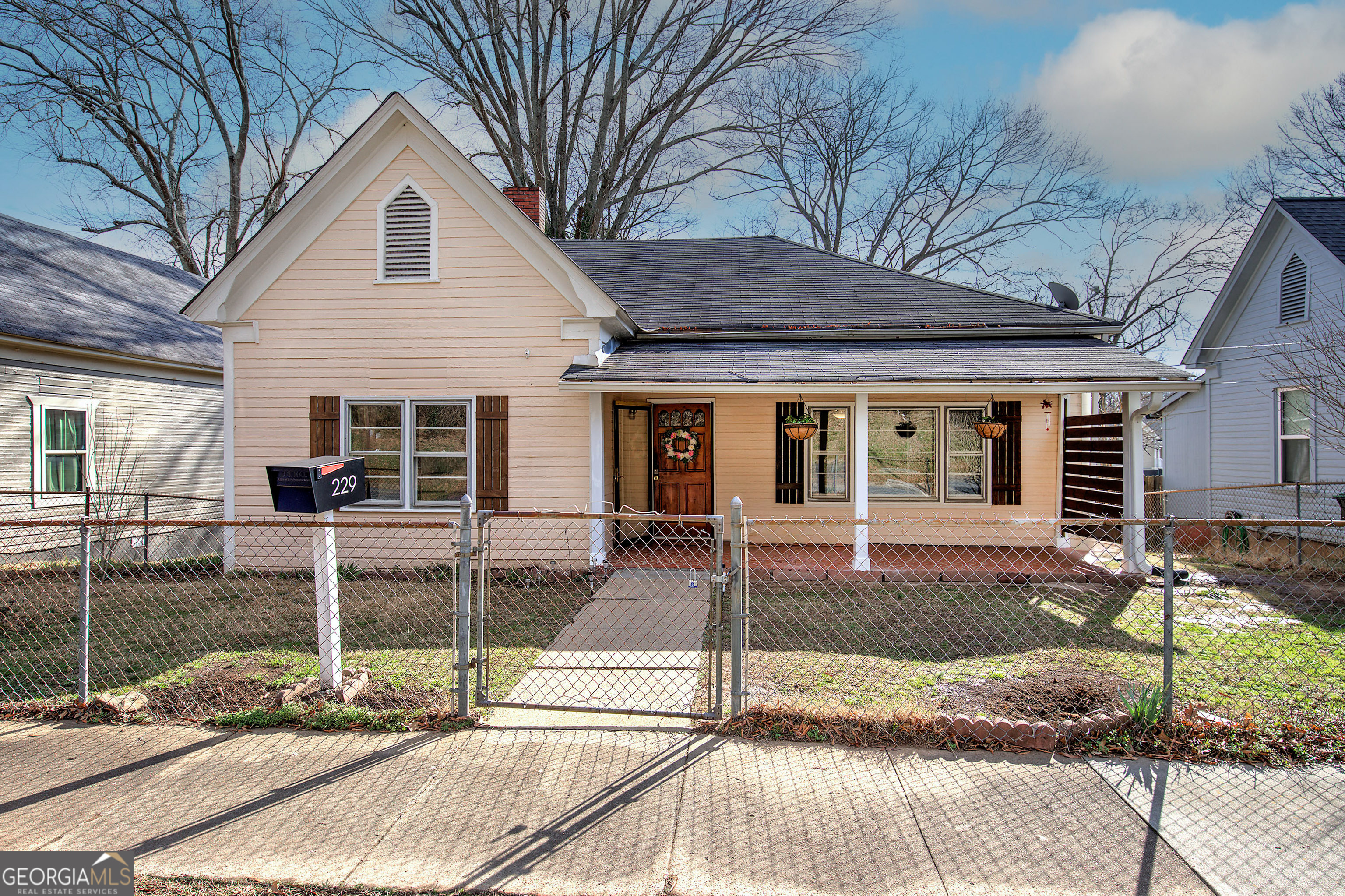 229 Cave Spring Street Sw Property Photo