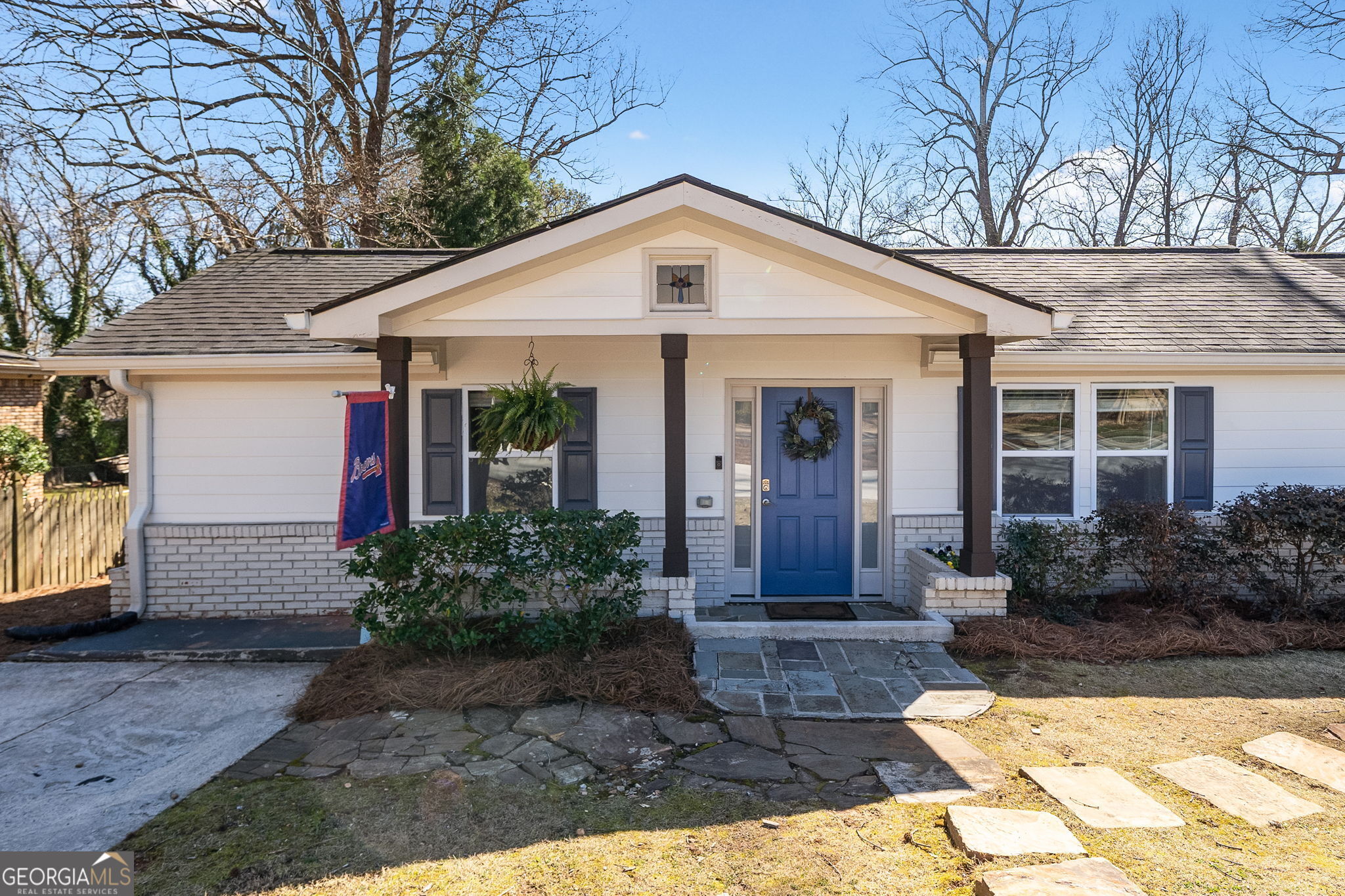 194 Church Road Se Property Photo 3