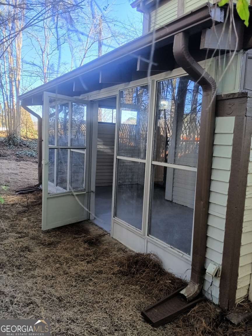 1 Willowick Drive Property Photo 7