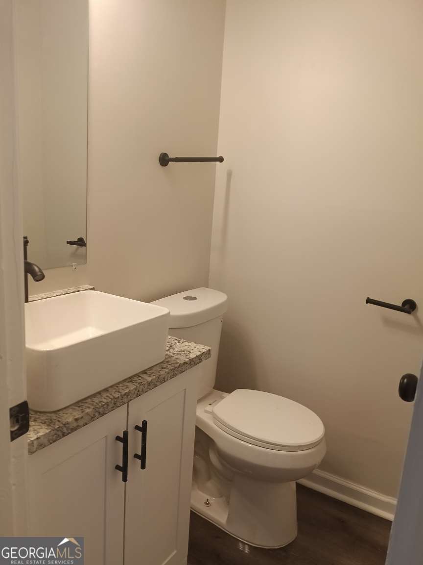 1 Willowick Drive Property Photo 15
