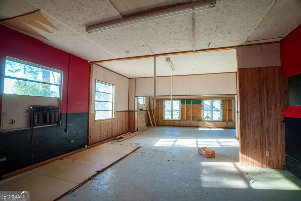 413 Walnut Street Property Photo 11
