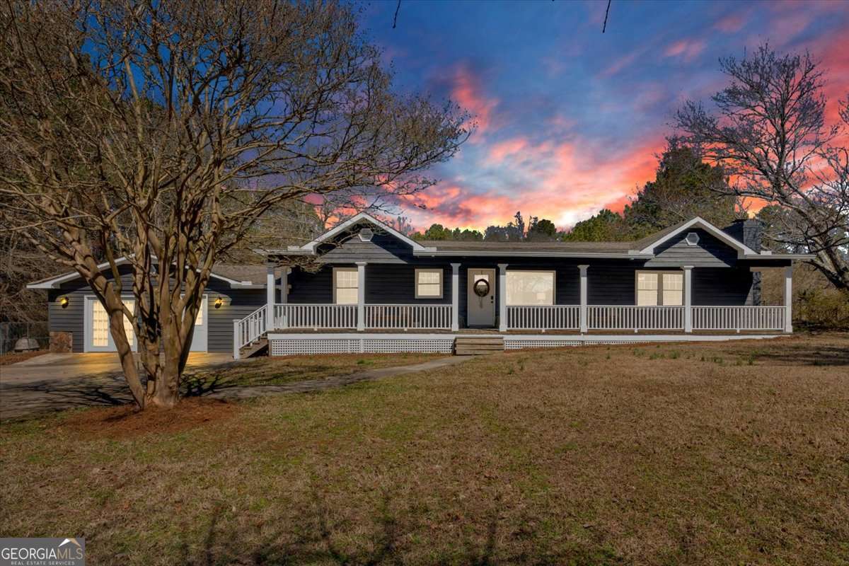 1407 Abrams Road Se Property Photo