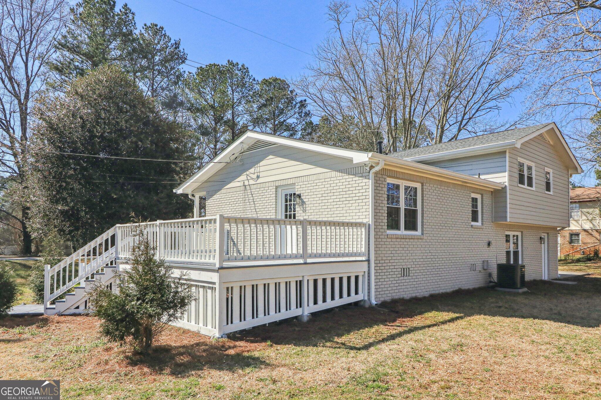 3526 Macedonia Road Property Photo 5
