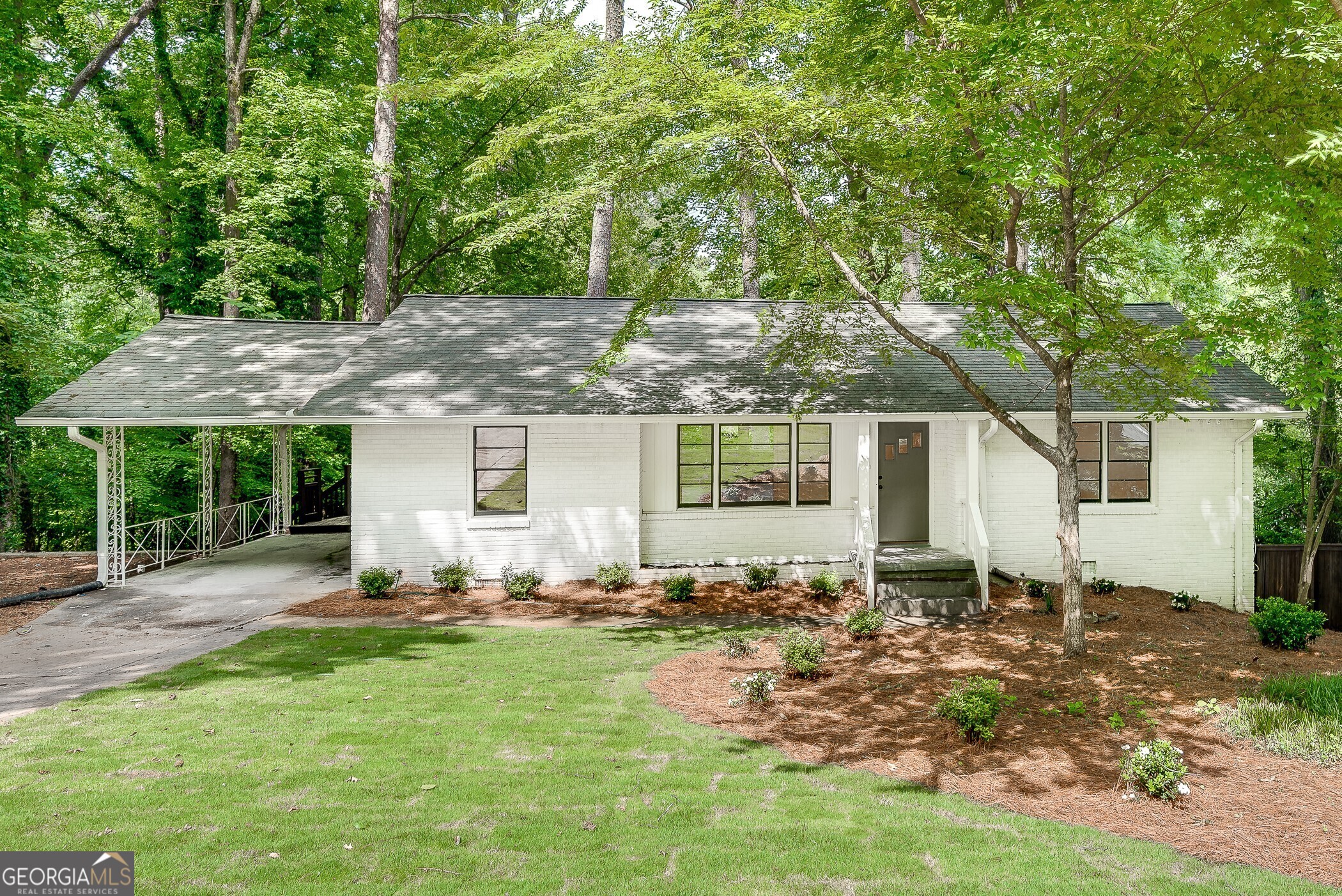 1830 Ravenwood Way Ne Property Photo