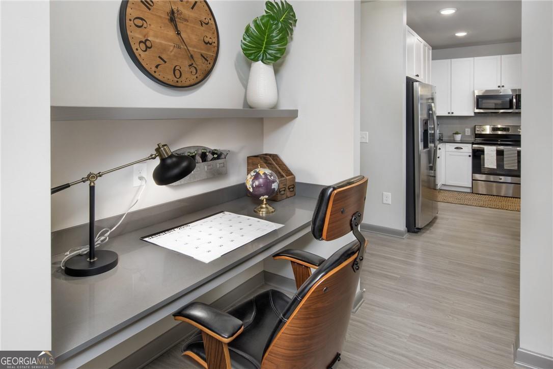 6919 Peachtree Dunwo Road # 405 Property Photo 14