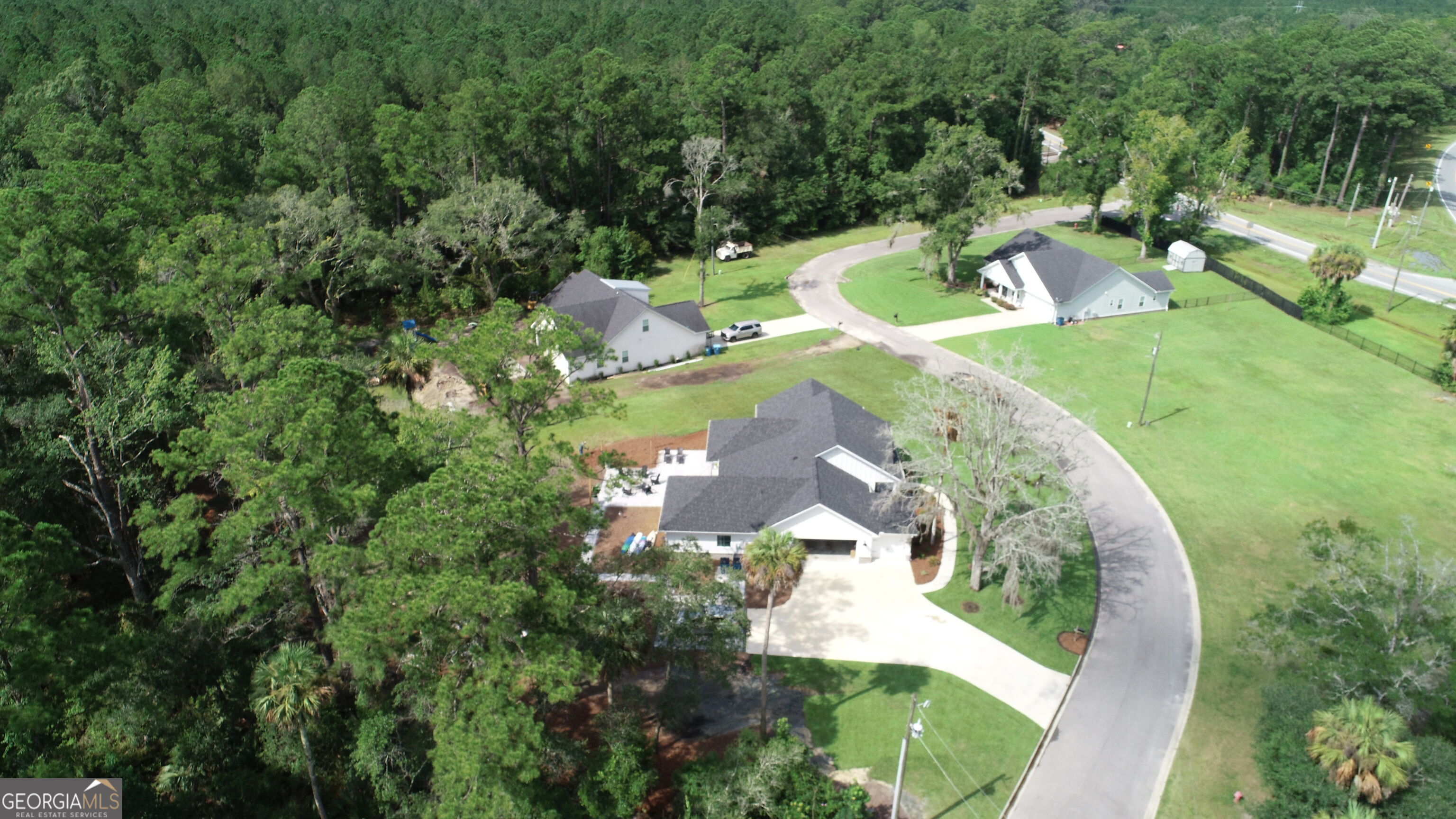 1112 River Oaks Road Property Photo 3