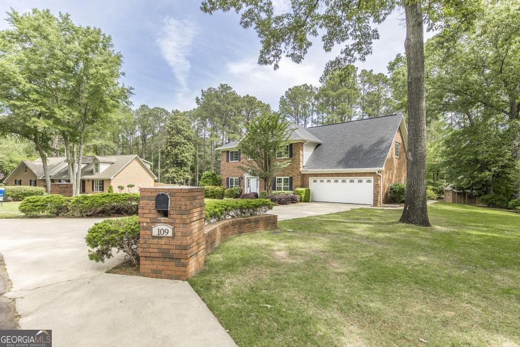 109 Molded Stone Place Property Photo 1