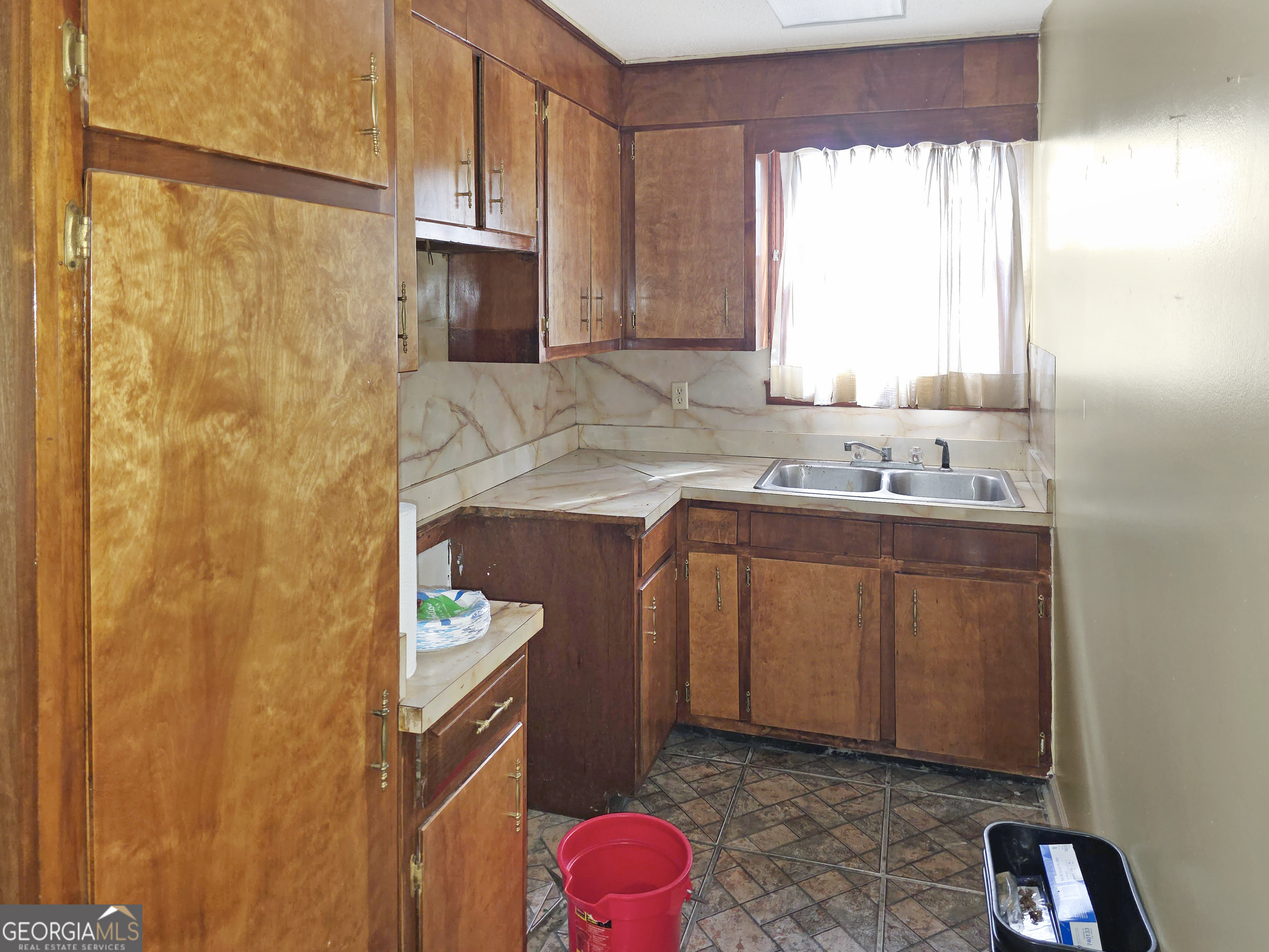 2195 Fairburn Road Sw Property Photo 4