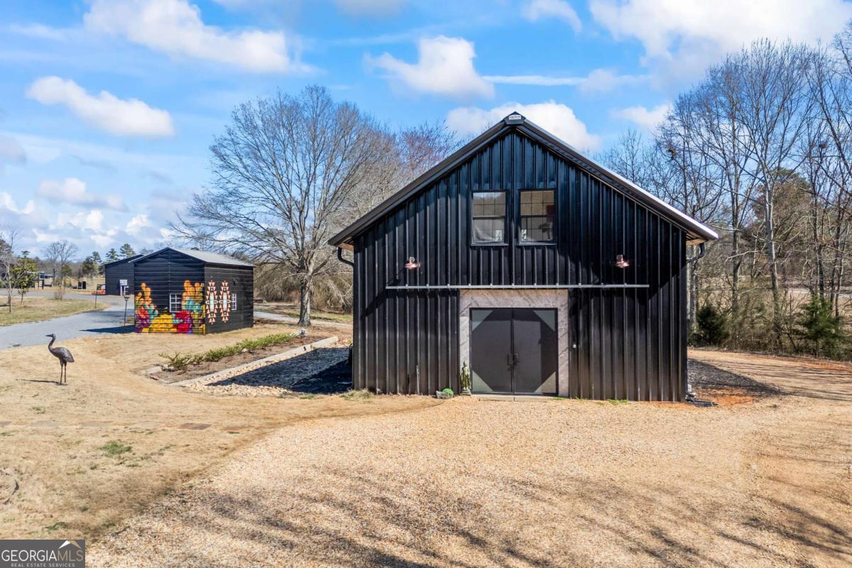 356 W Oak Grove Road Nw Property Photo
