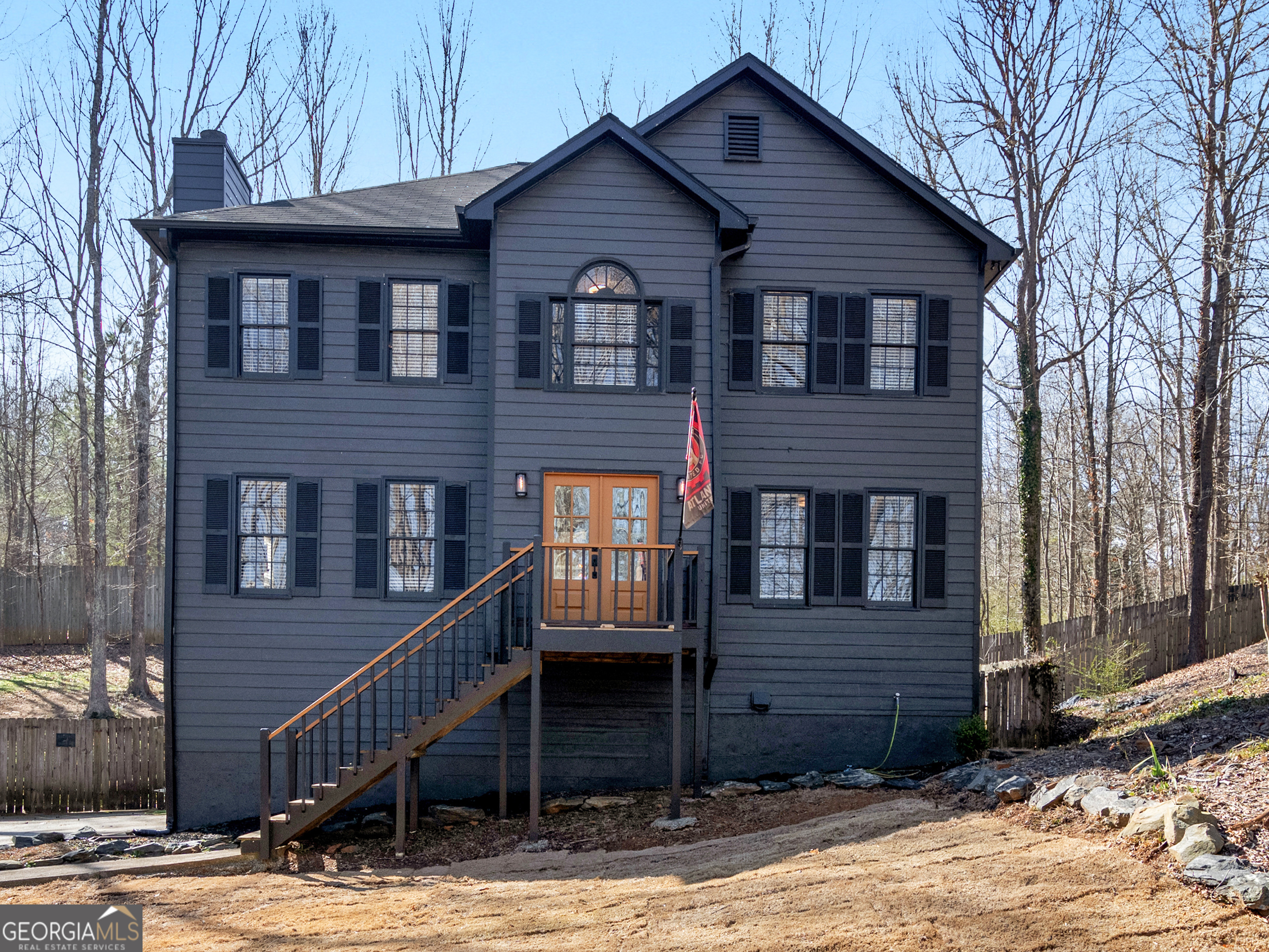 526 Lakeside Drive Property Photo