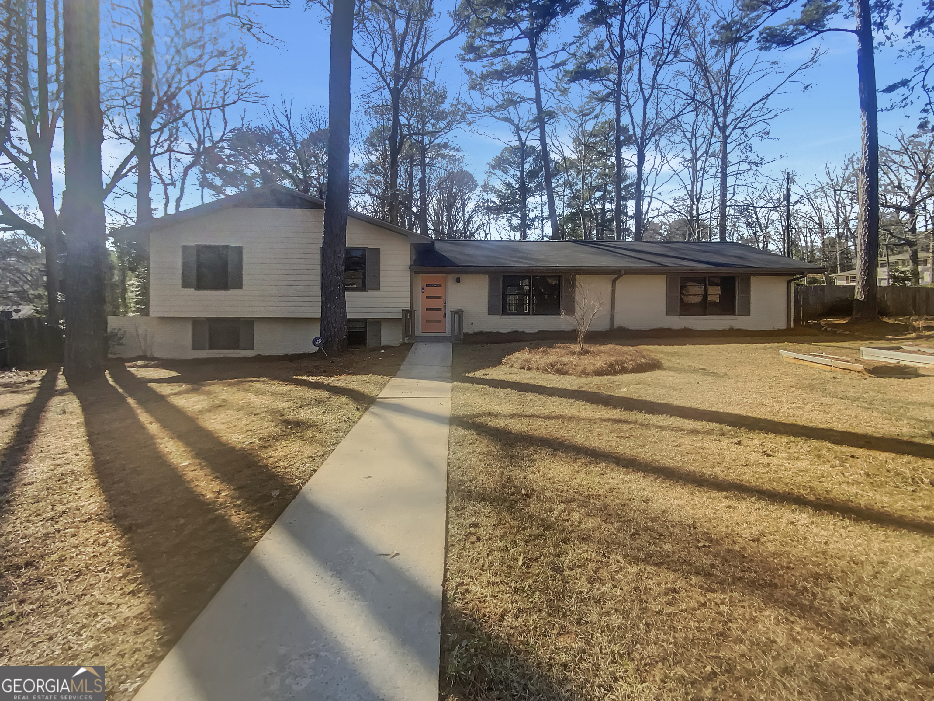 2217 Troutdale Drive Property Photo 1