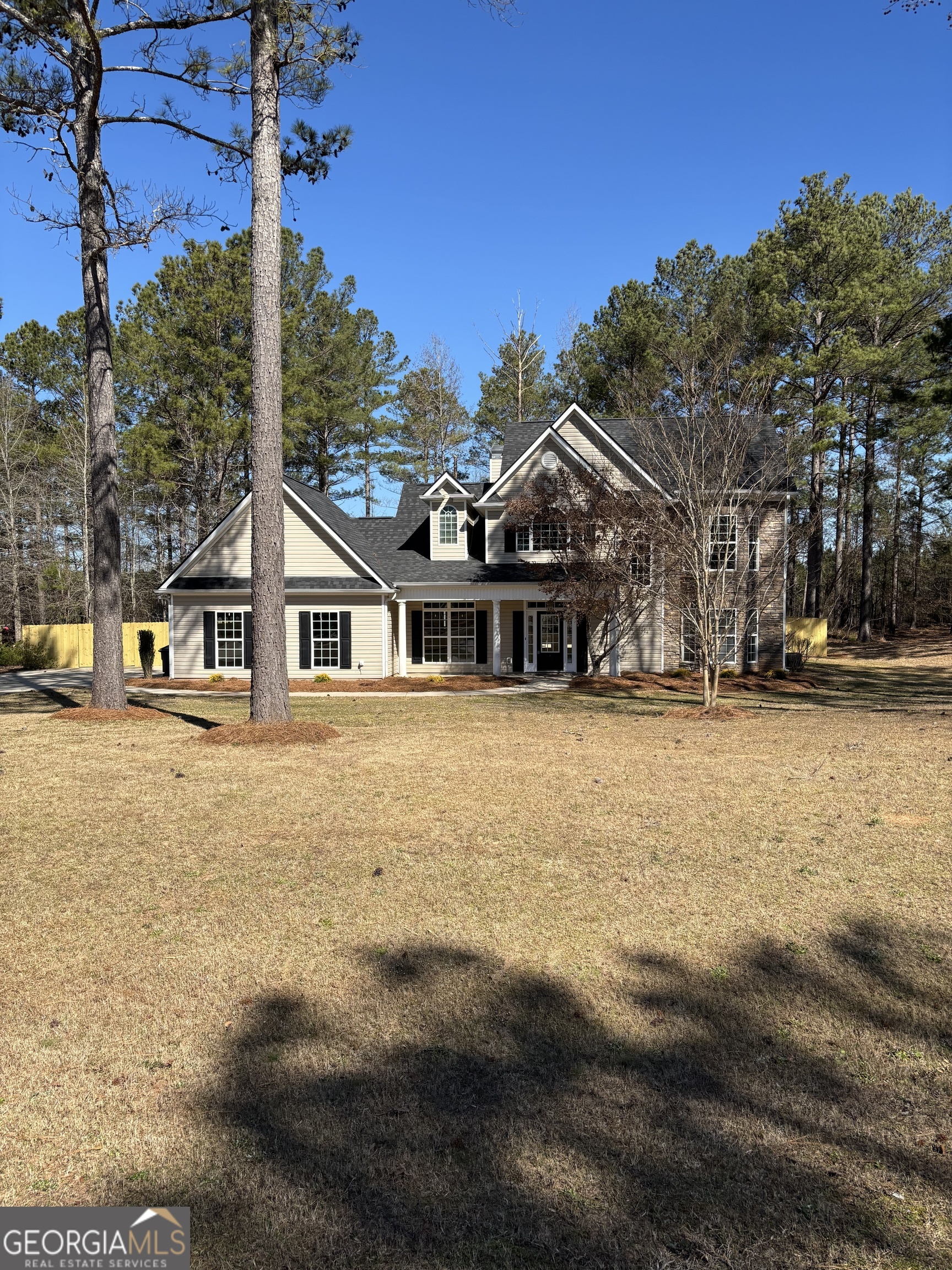 227 Evergreen North N Property Photo