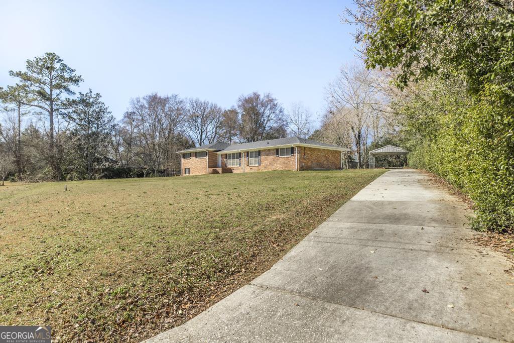 6417 Grantham Drive Property Photo 6