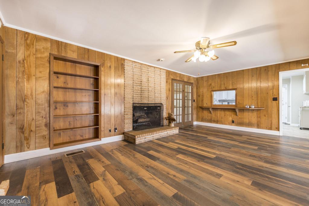 6417 Grantham Drive Property Photo 11