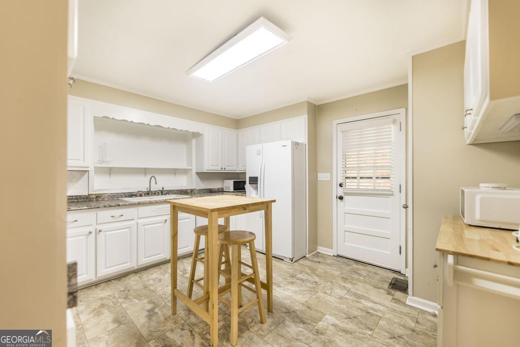 6417 Grantham Drive Property Photo 12