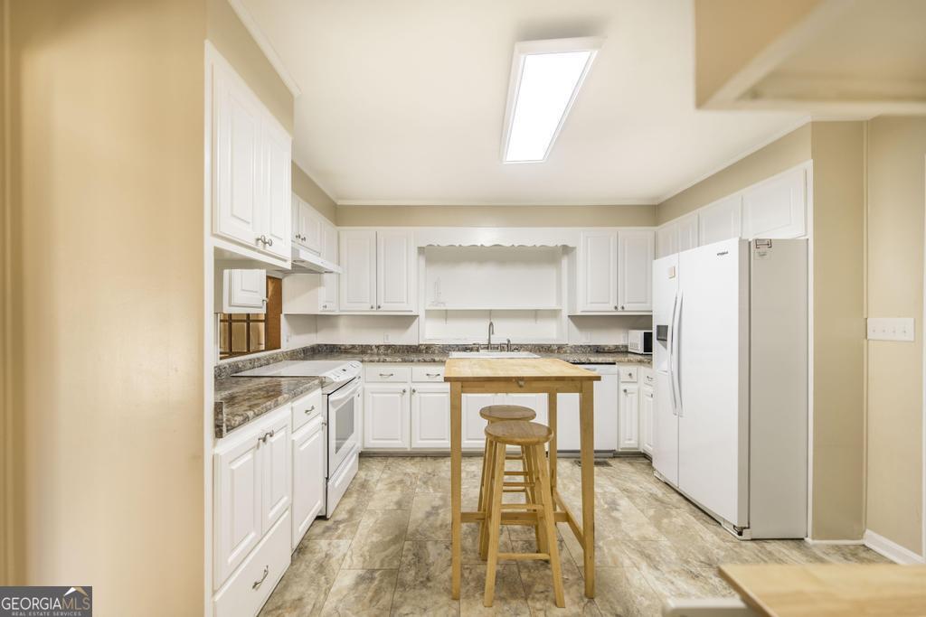 6417 Grantham Drive Property Photo 13