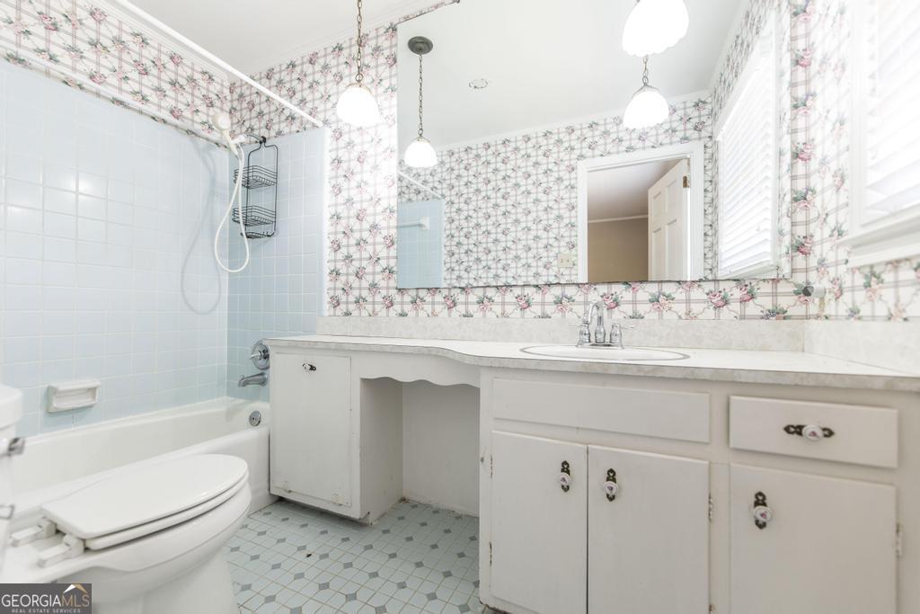 6417 Grantham Drive Property Photo 26