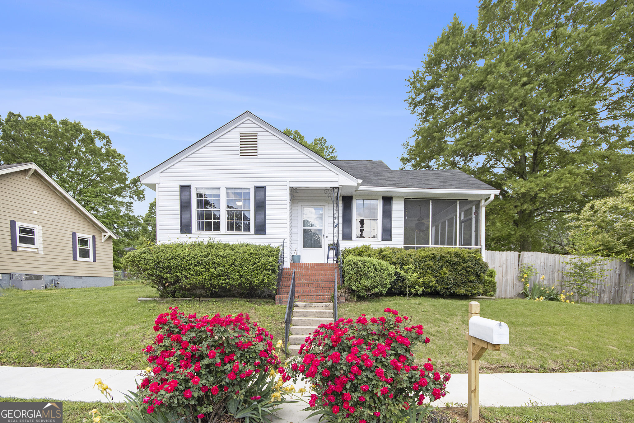 2 Crescent Street Se Property Photo
