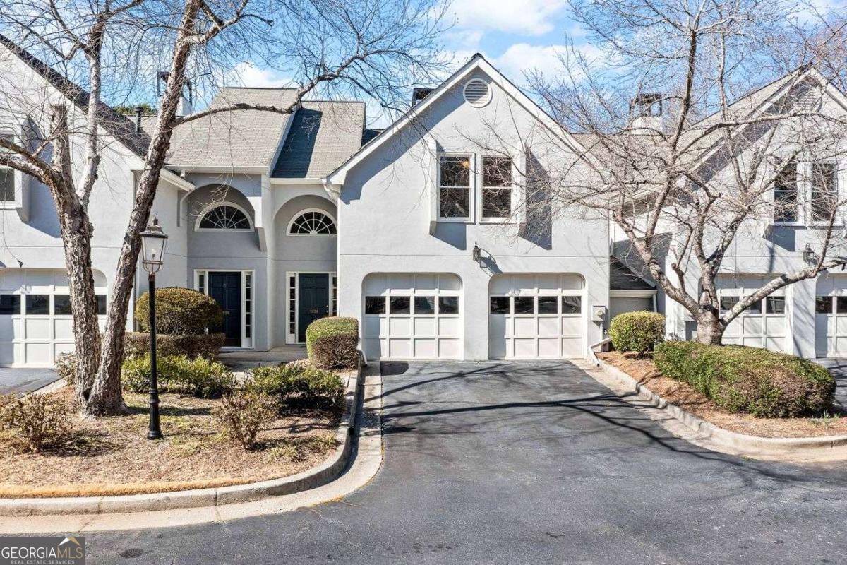 3928 Ashford Lake Court Ne Property Photo 1