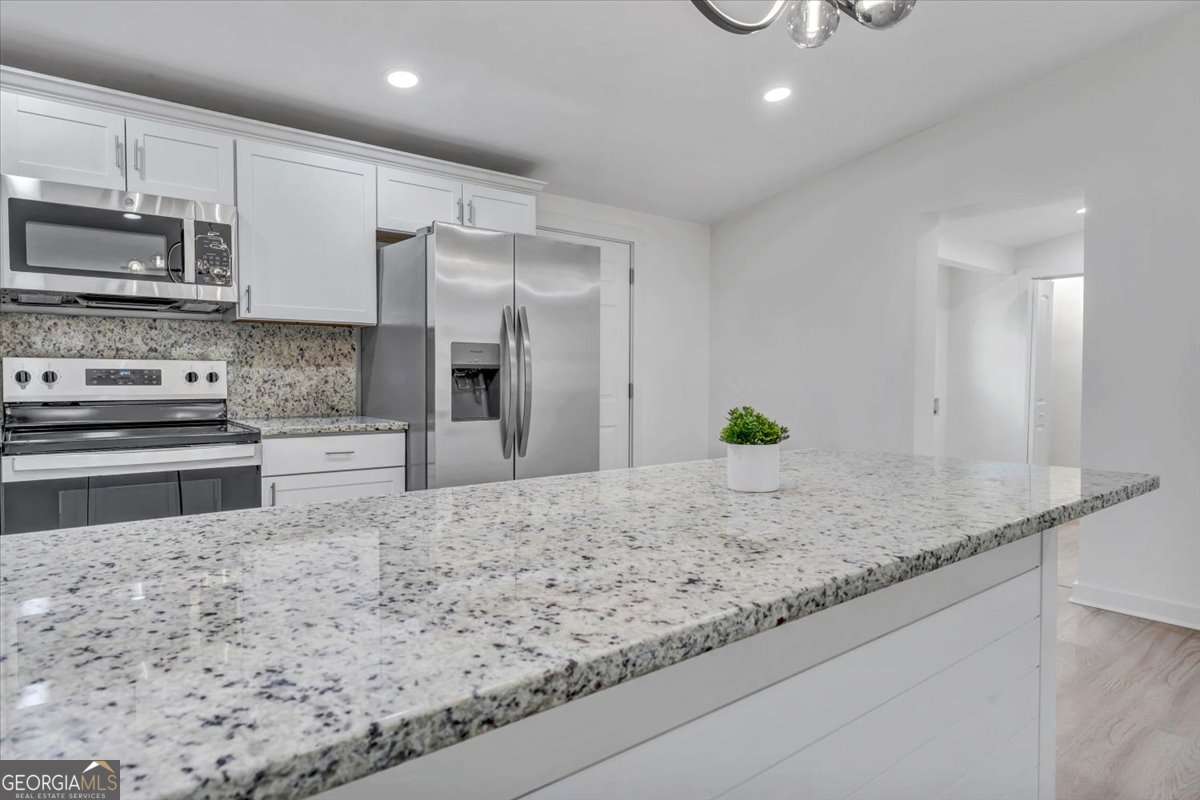 125 Glenrose Circle Sw Property Photo 9