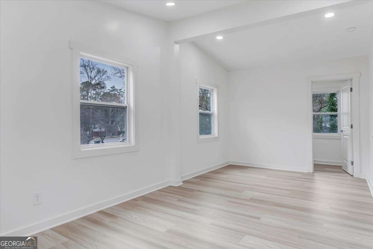 125 Glenrose Circle Sw Property Photo 11