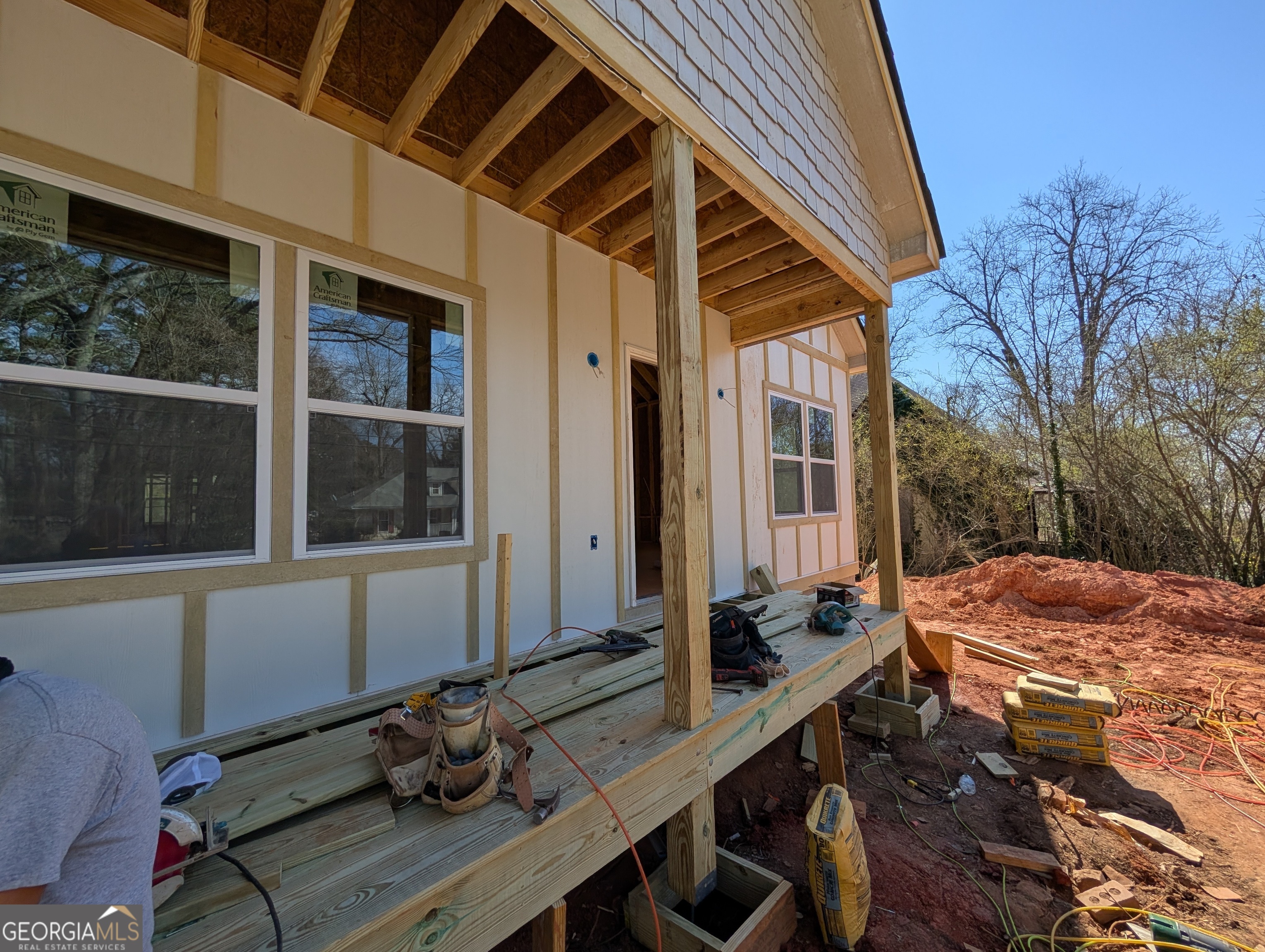 128 College Drive Property Photo 2