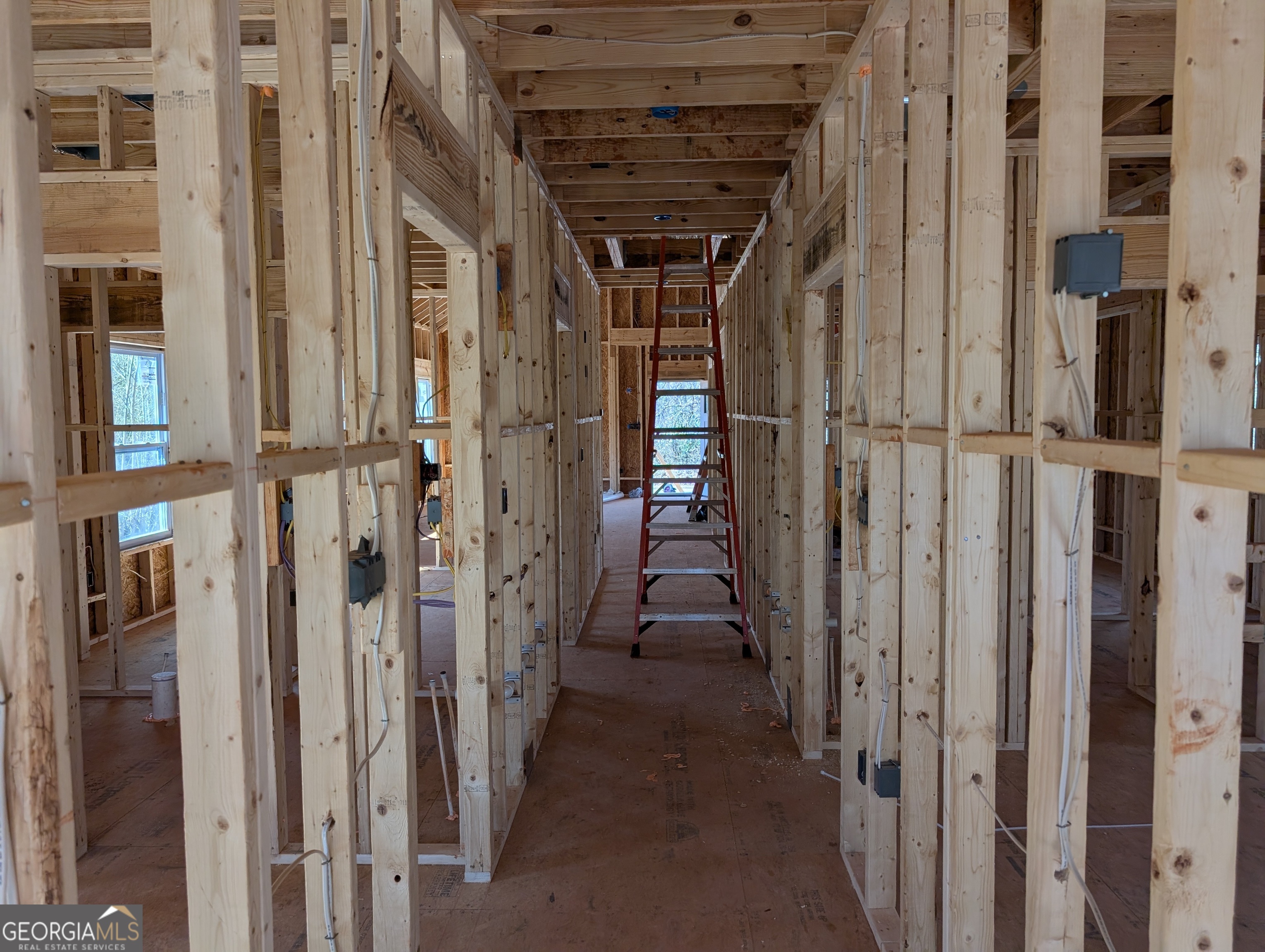 128 College Drive Property Photo 8