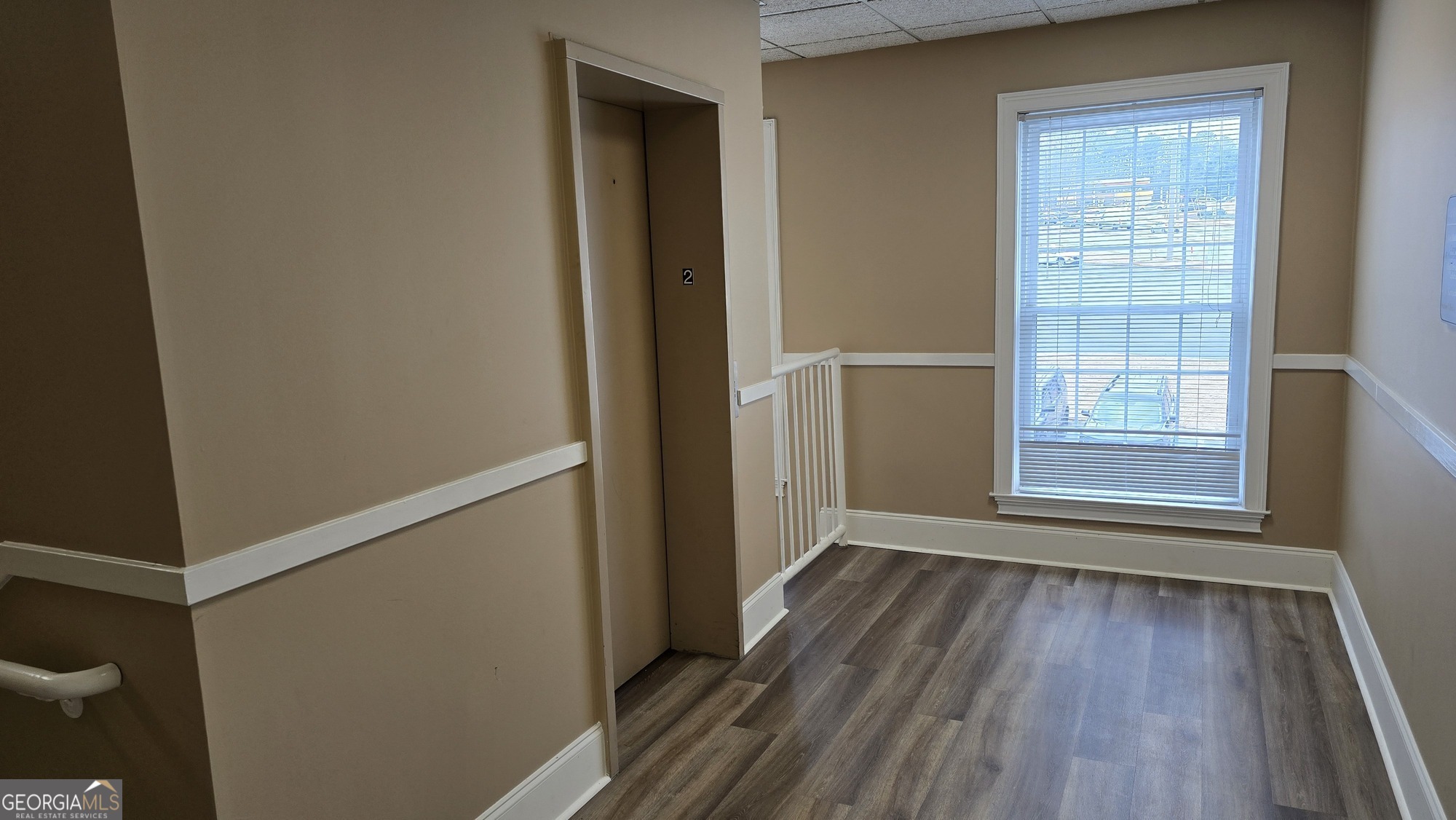 3772 Satellite Boulevard Property Photo 8