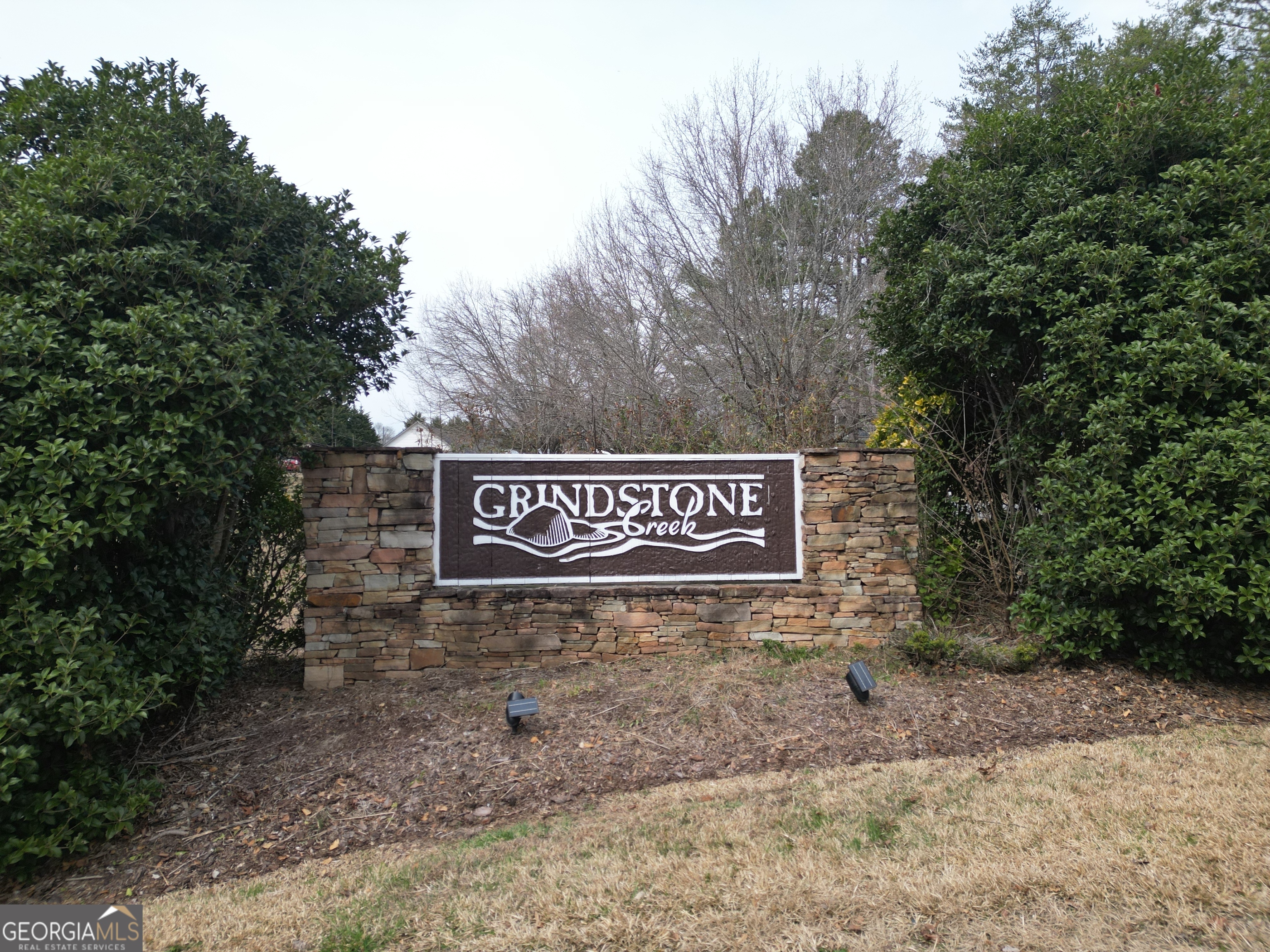 281 Grindstone Creek Drive Property Photo 3