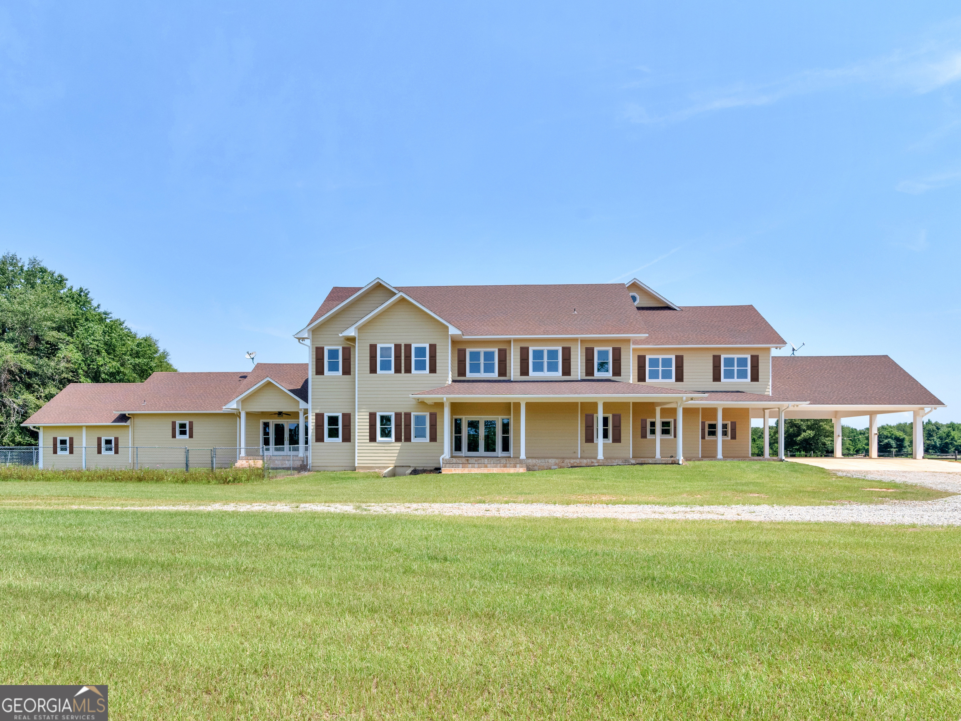 2051 Gough Road Property Photo