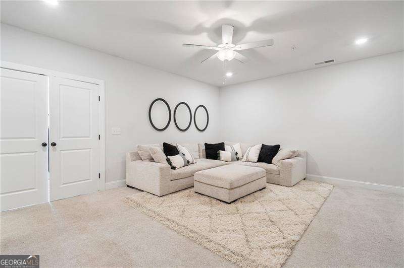 396 Silverbell Way Property Photo 47