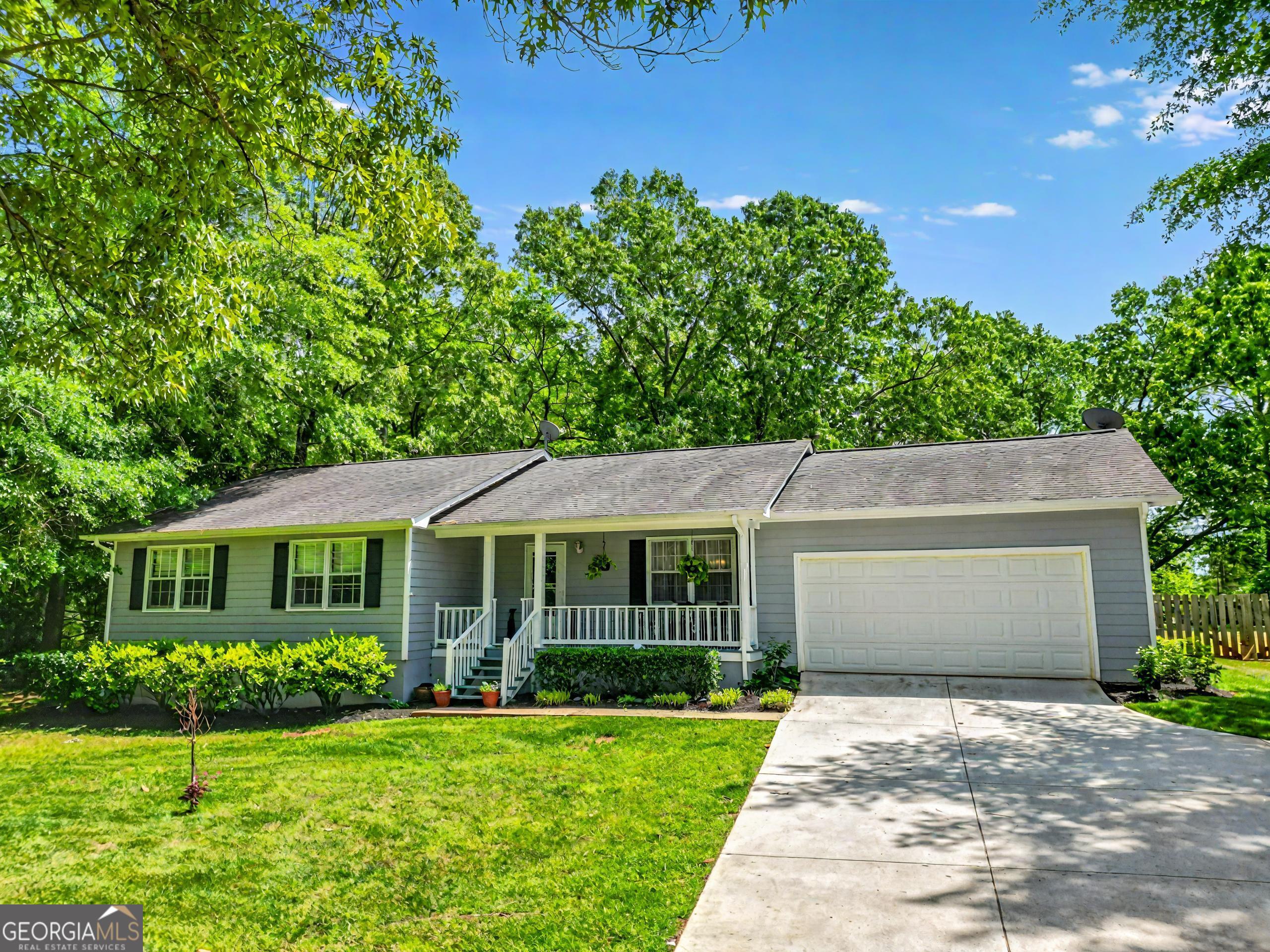 1020 Laurel Chase Run Property Photo 1